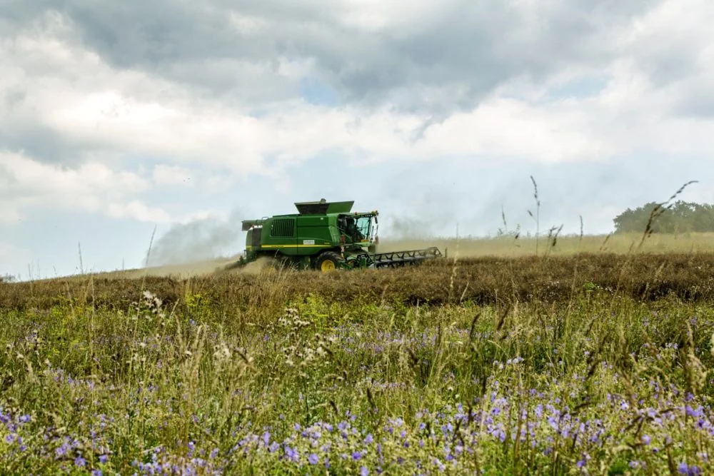 Poľnohospodárska technika a práce na farme