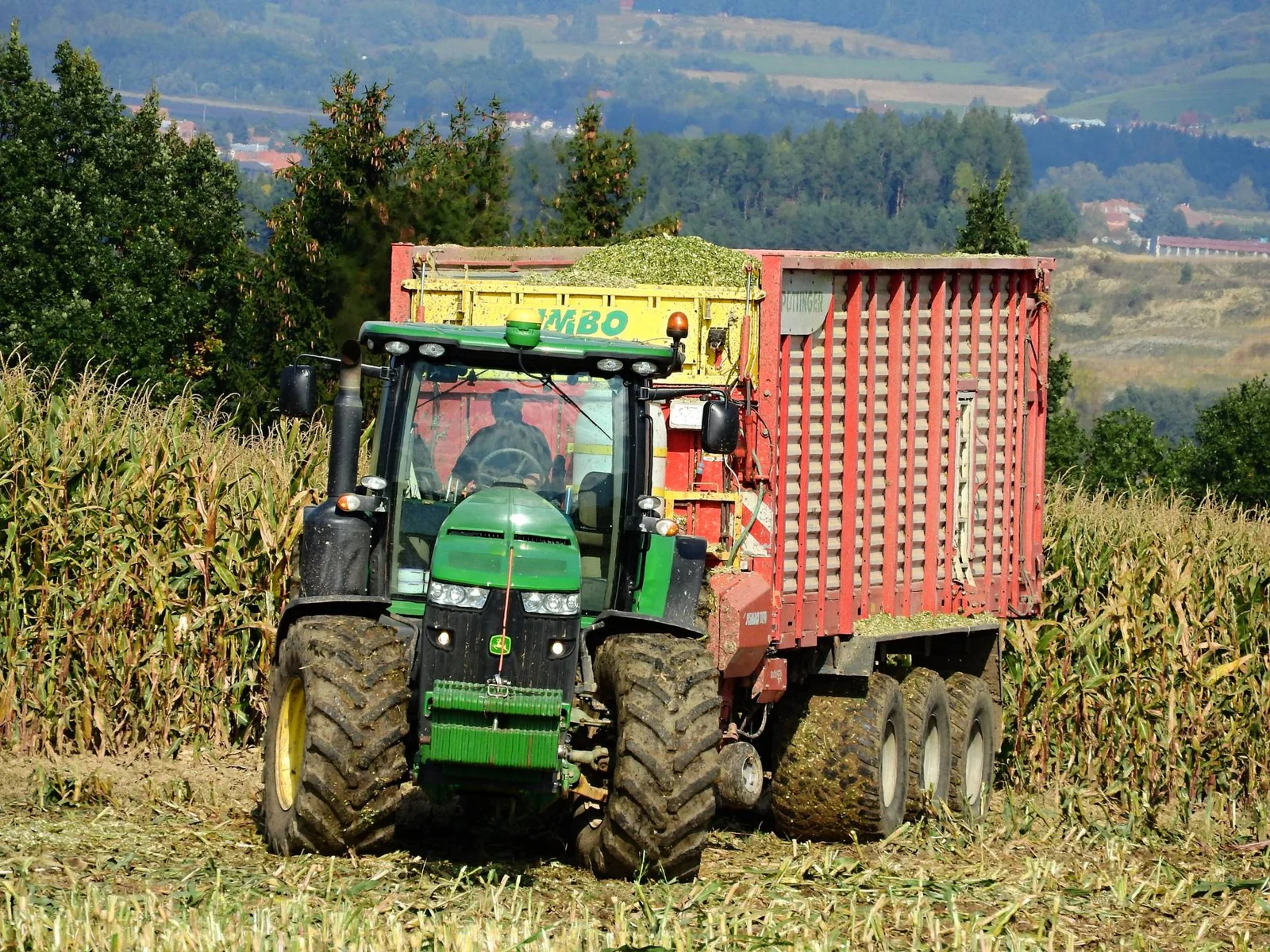 Poľnohospodárska technika a práce na farme